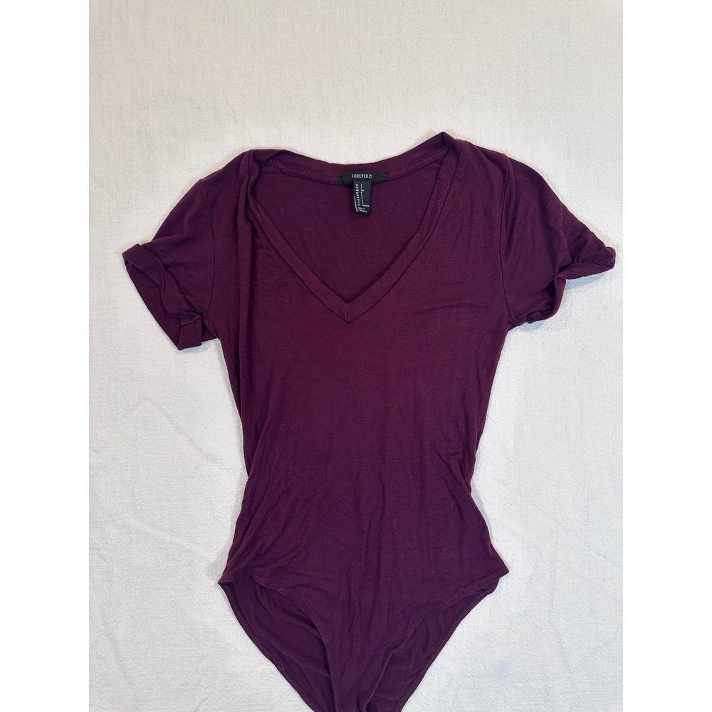Forever 21 Burgundy V-Neck Short Sleeve Bodysuit Plum Small